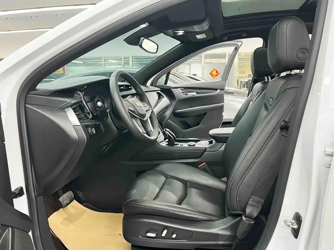 Cadillac XT5 2021 2.0T 2WD Luxury — миниатюра 7