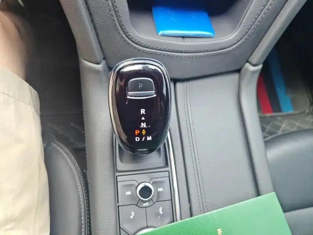 Cadillac XT5 2022 2.0T AWD Luxury (Hummingbird Edition) — миниатюра 11