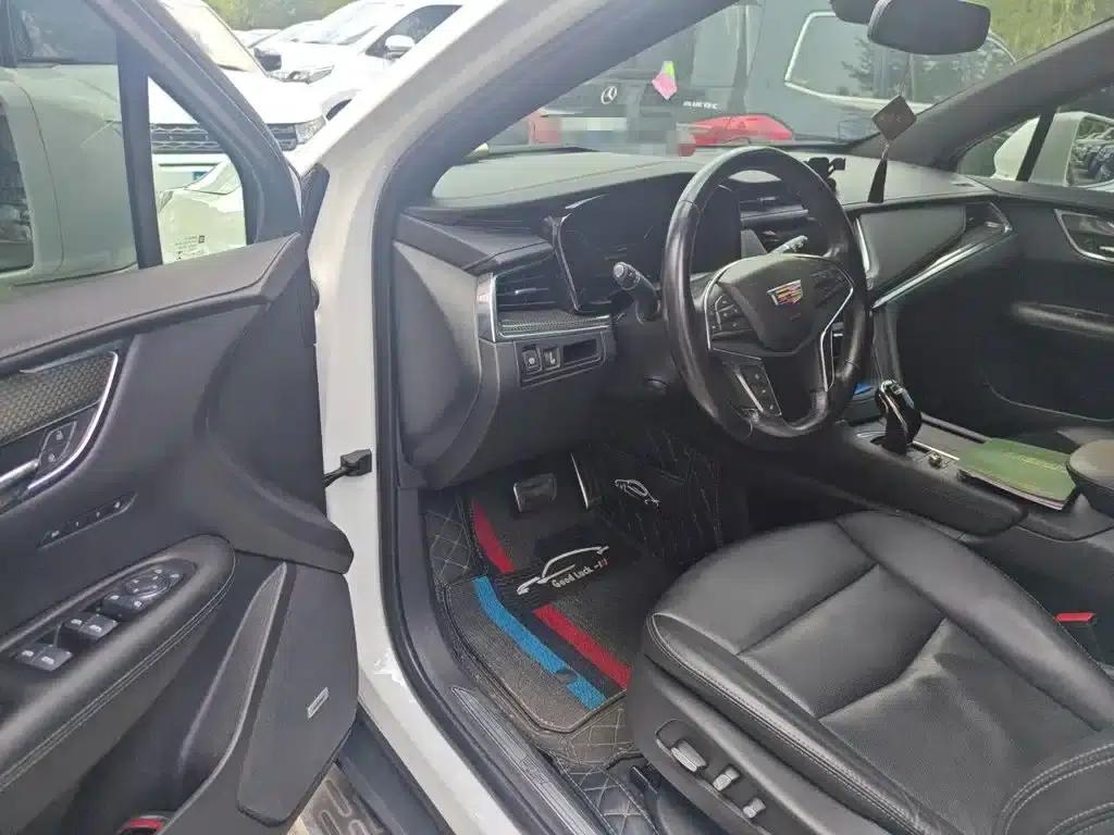 Cadillac XT5 2022 2.0T AWD Luxury (Hummingbird Edition) — миниатюра 13