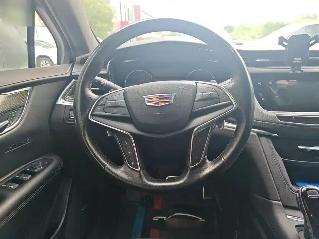 Cadillac XT5 2022 2.0T AWD Luxury (Hummingbird Edition) — миниатюра 7