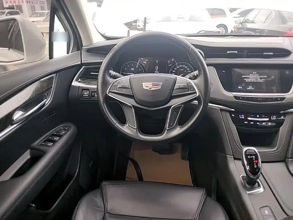 Cadillac XT5 2018 25T Luxury — миниатюра 11