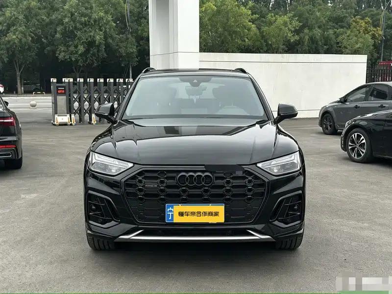 Audi Q5L 2026 quattro 45th Anniversary Edition 40TFSI Luxury Dynamic — миниатюра 2