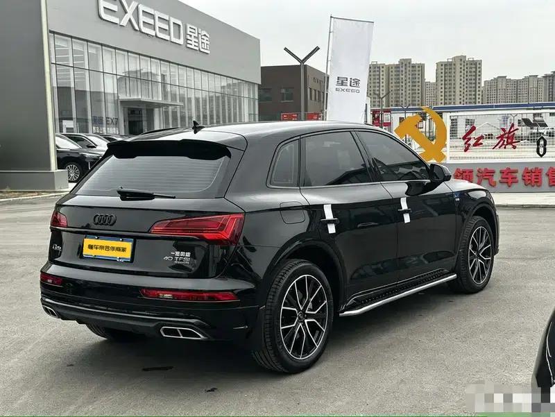 Audi Q5L 2026 quattro 45th Anniversary Edition 40TFSI Luxury Dynamic — миниатюра 6