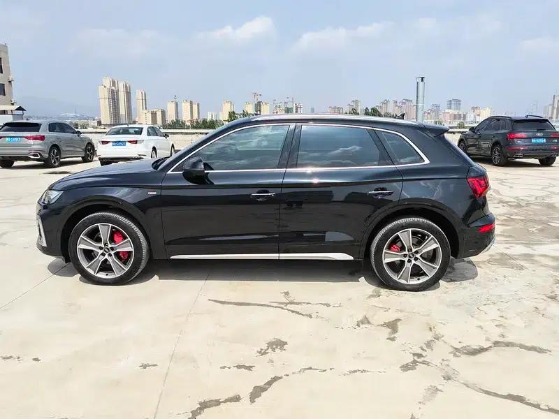 Audi Q5L 2022 45T Luxury Dynamic — миниатюра 4
