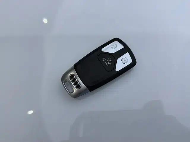 Audi Q5L 2024 40TFSI Luxury Dynamic — миниатюра 11