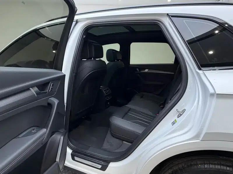 Audi Q5L 2024 40TFSI Luxury Dynamic — миниатюра 18