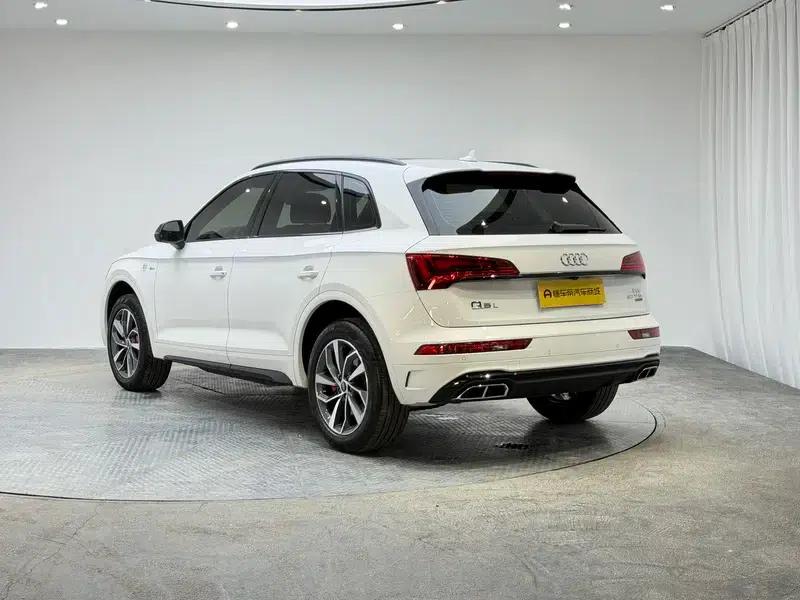 Audi Q5L 2024 40TFSI Luxury Dynamic — миниатюра 5