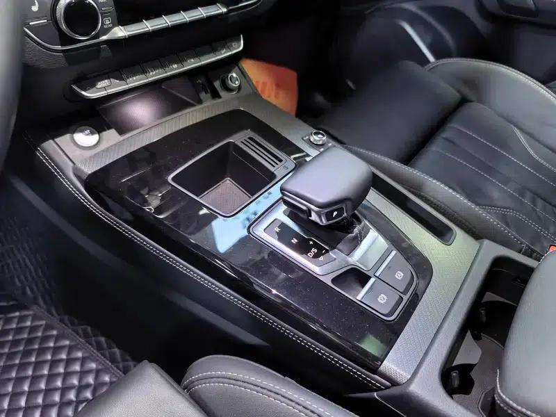Audi Q5L 2022 40T Luxury Dynamic — миниатюра 11
