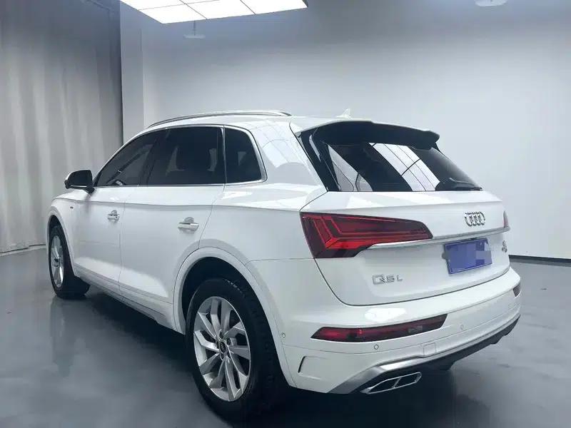 Audi Q5L 2022 40T Luxury Dynamic — миниатюра 4