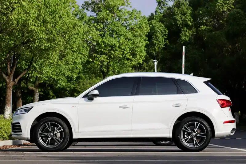 Audi Q5L 2020 40 TFSI Luxury Fashion Edition — миниатюра 4