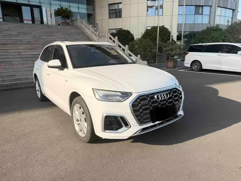 Audi Q5L 2022 40T Luxury Dynamic — миниатюра 3
