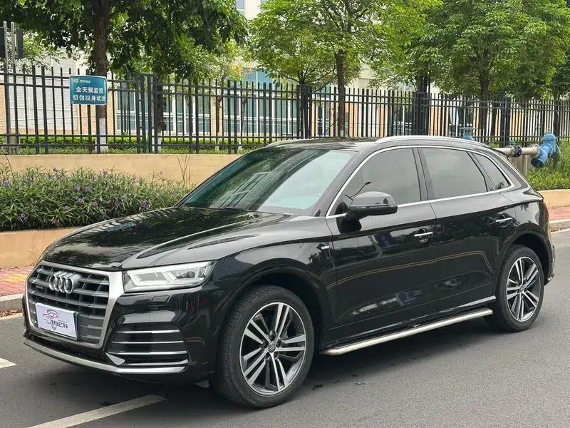 Audi Q5L 2020 40 TFSI Luxury Fashion Edition — миниатюра 1