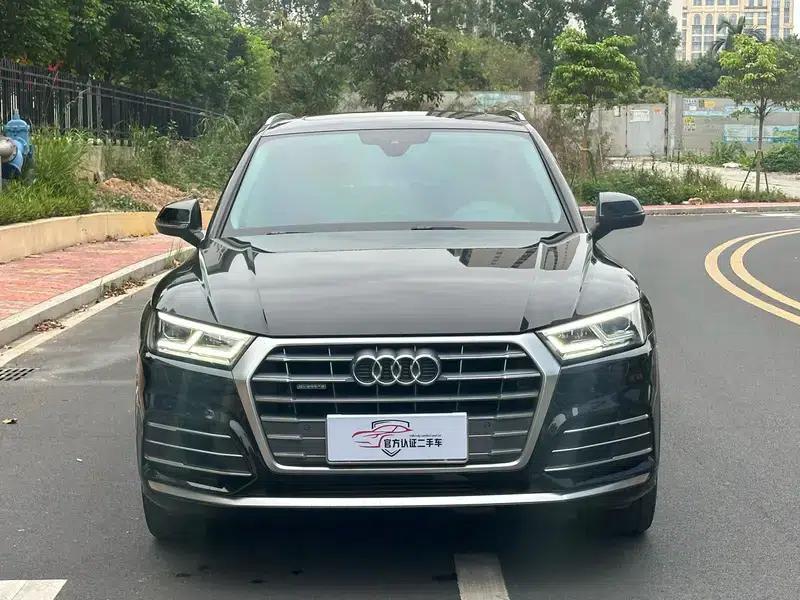 Audi Q5L 2020 40 TFSI Luxury Fashion Edition — миниатюра 2