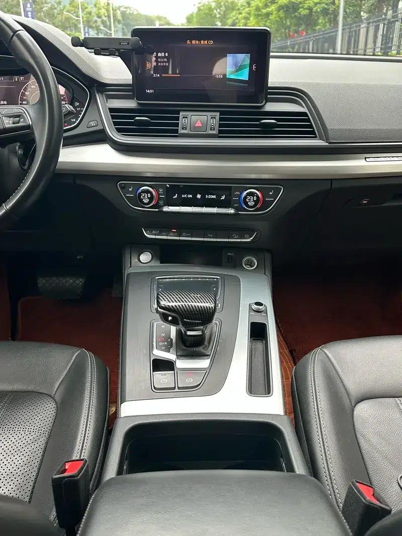 Audi Q5L 2020 40 TFSI Luxury Fashion Edition — миниатюра 12
