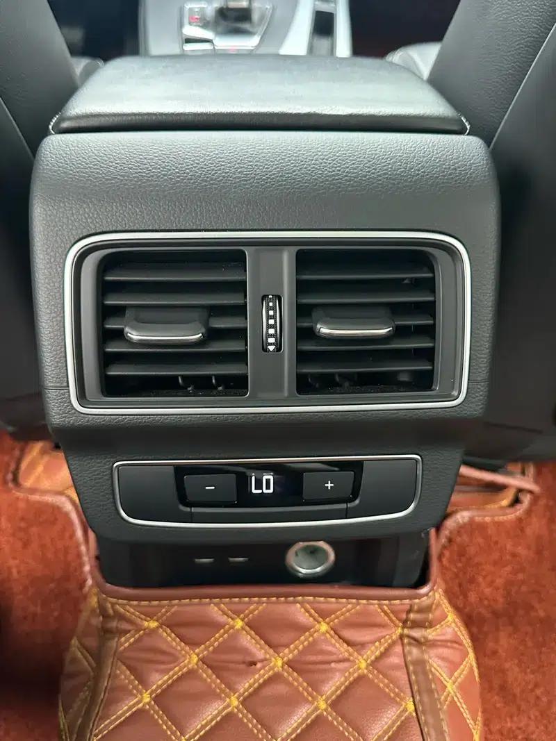 Audi Q5L 2020 40 TFSI Luxury Fashion Edition — миниатюра 15