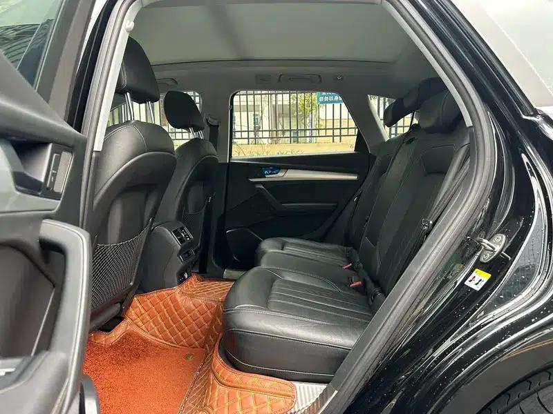 Audi Q5L 2020 40 TFSI Luxury Fashion Edition — миниатюра 16