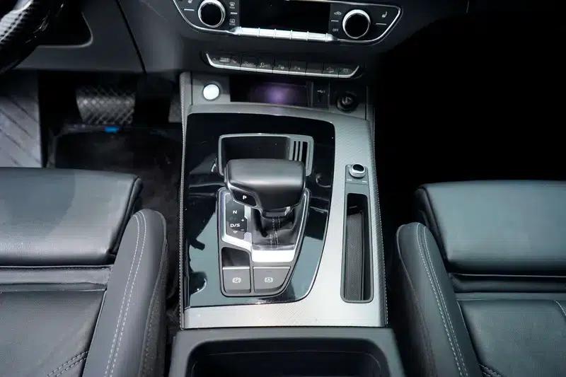 Audi Q5L 2022 40T Luxury Dynamic — миниатюра 27