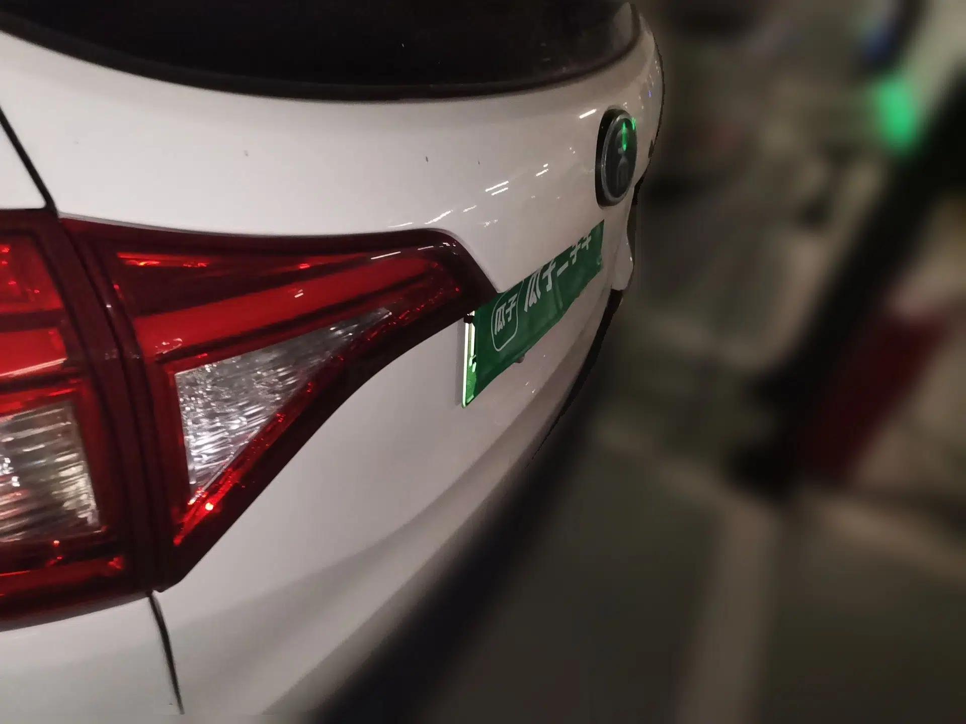 BYD Song New Energy 2017 Song DM 1.5TID All-Wheel Drive Luxury Model — миниатюра 19