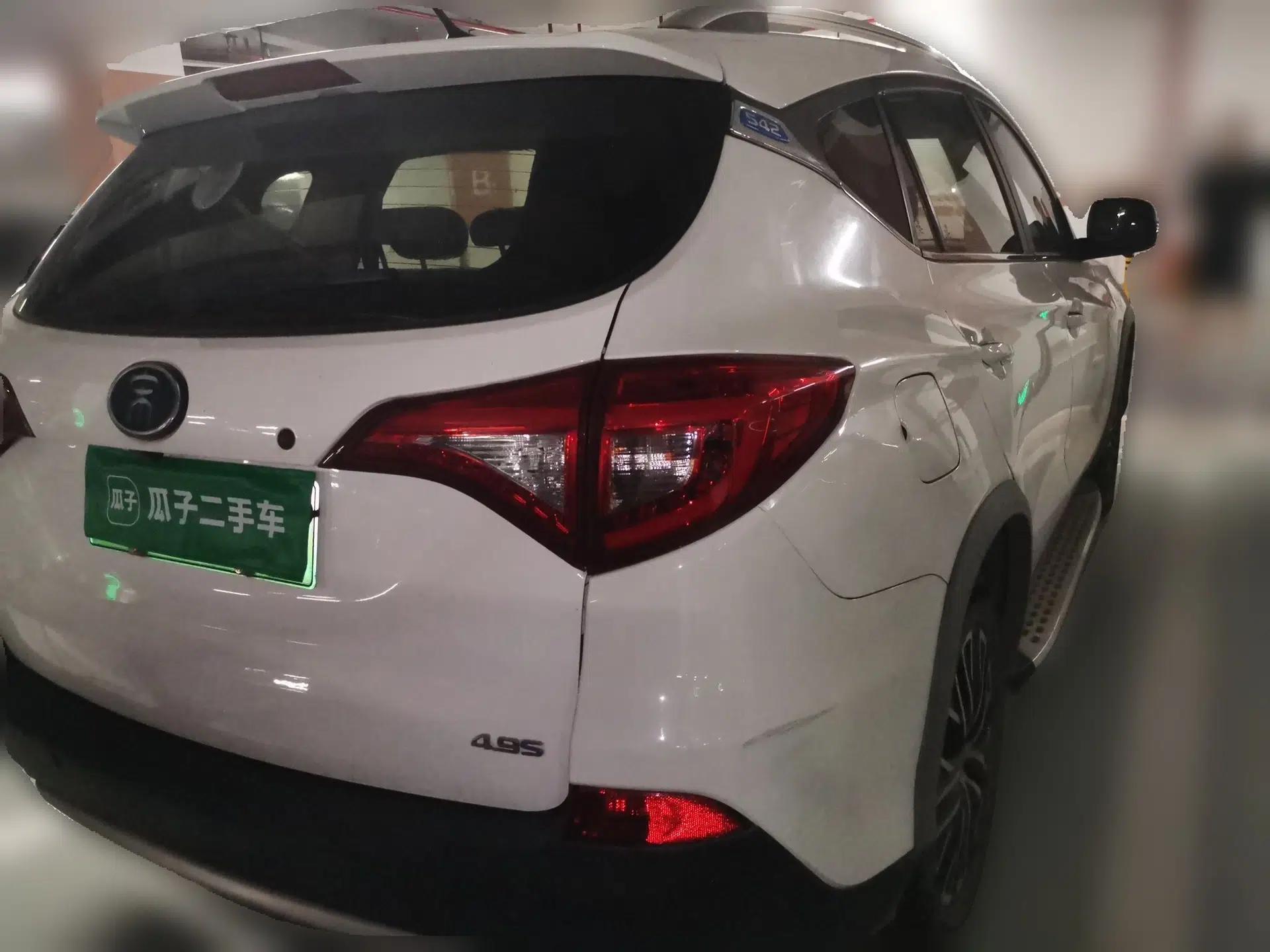 BYD Song New Energy 2017 Song DM 1.5TID All-Wheel Drive Luxury Model — миниатюра 6