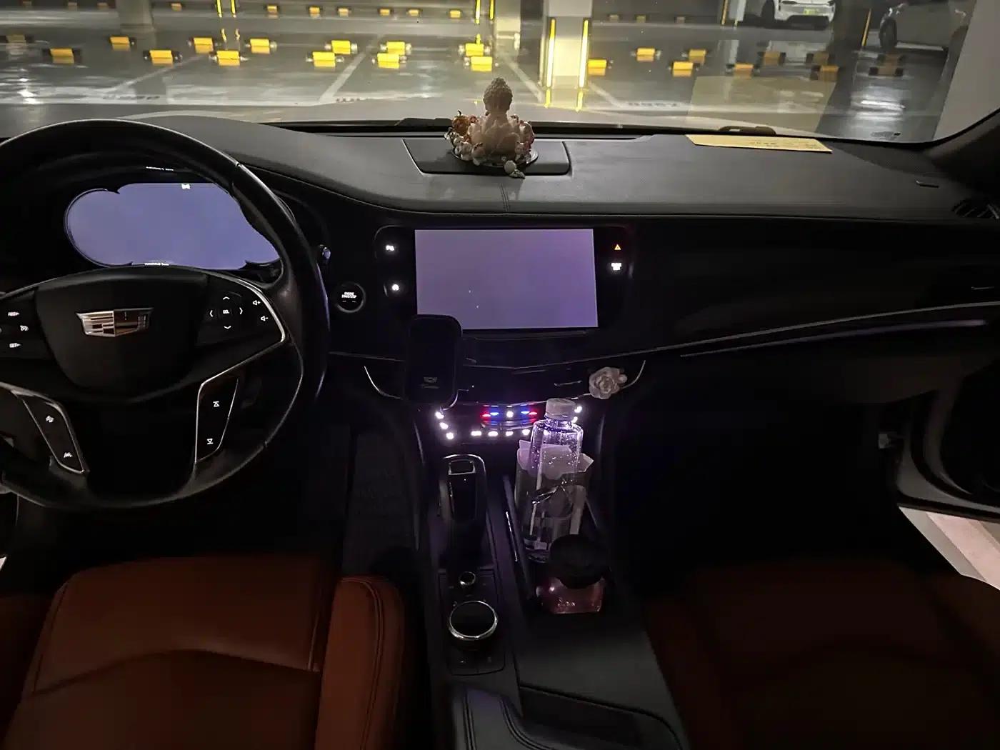 2019 Cadillac CT6 28T Luxury — миниатюра 9