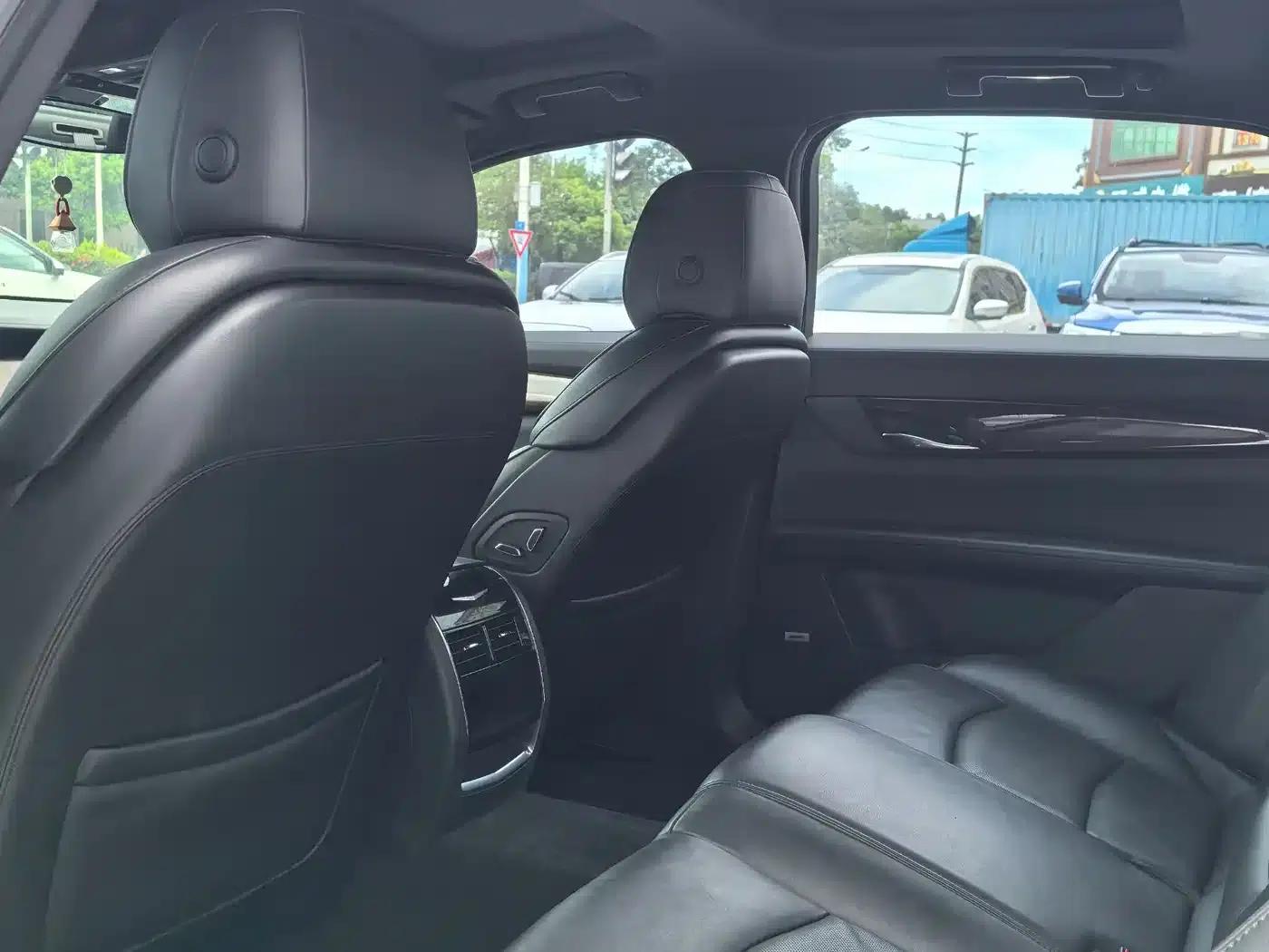 2021 Cadillac CT6 28T Luxury — миниатюра 9