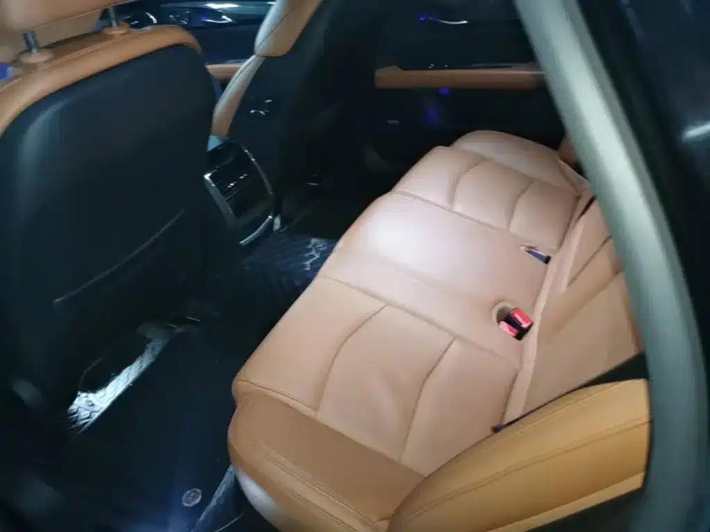 2021 Cadillac CT6 28T Luxury — миниатюра 17