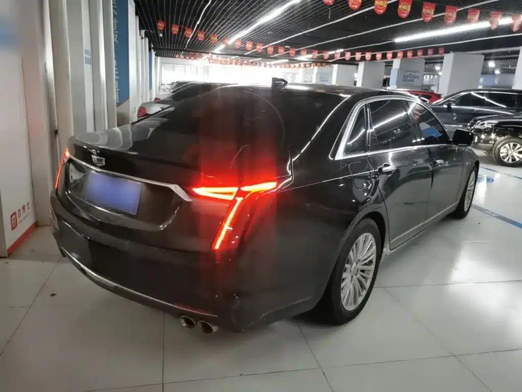 2021 Cadillac CT6 28T Luxury — миниатюра 7