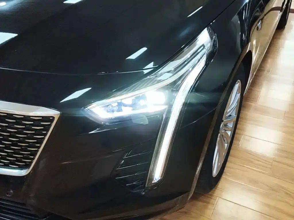 2021 Cadillac CT6 28T Luxury — миниатюра 24