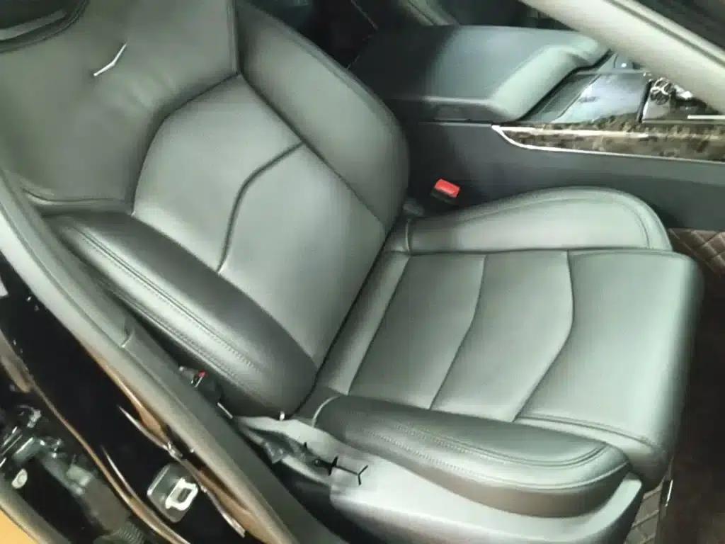 2021 Cadillac CT6 28T Luxury — миниатюра 25