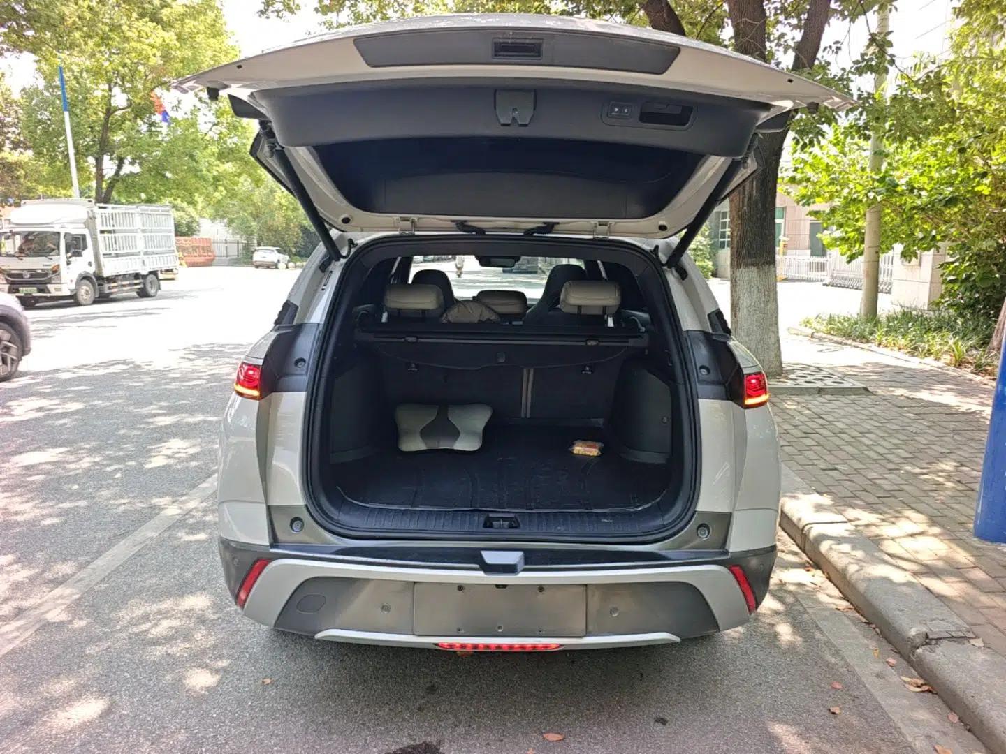 BYD Frigate 07 2023 DM-i 205KM Prestige Model — миниатюра 27