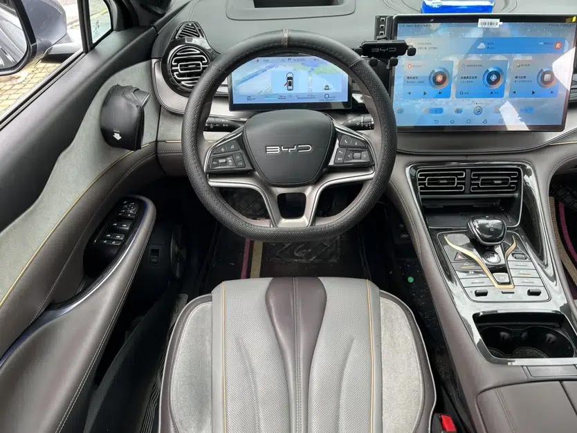 BYD Frigate 07 2023 DM-i 205KM Flagship Model — миниатюра 44