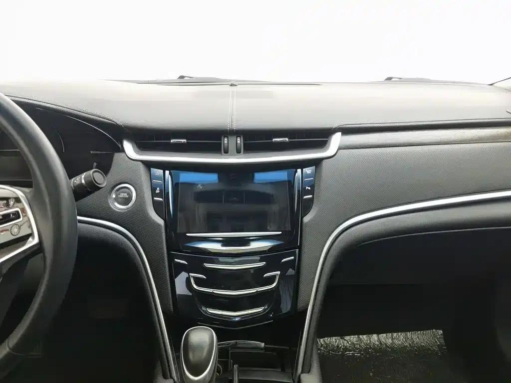 2018 Cadillac XTS 28T Elite — миниатюра 12
