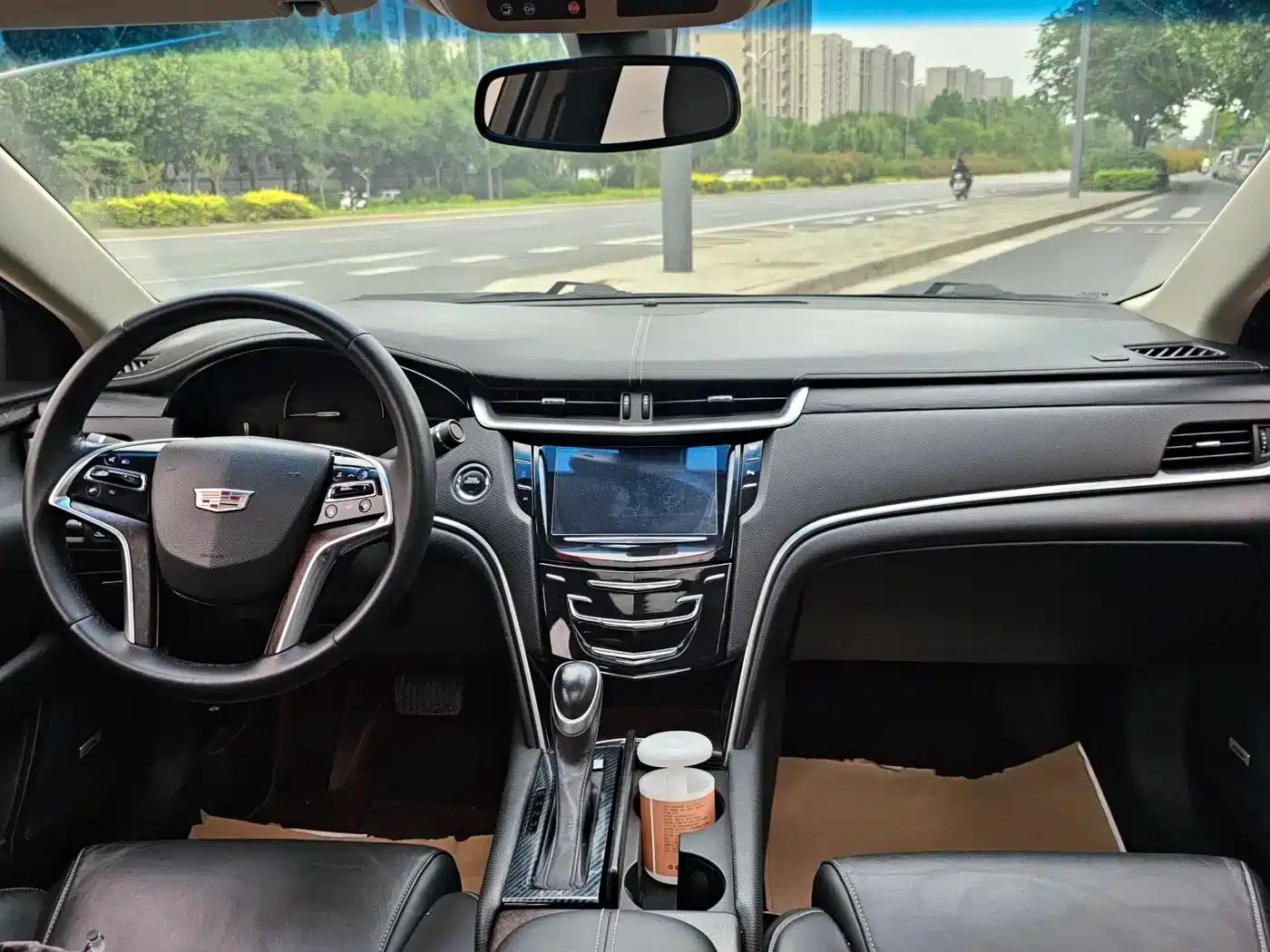 2018 Cadillac XTS 28T Elite — миниатюра 11