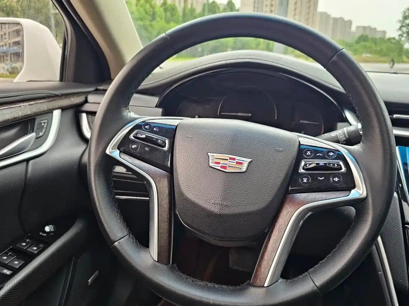 2018 Cadillac XTS 28T Elite — миниатюра 12