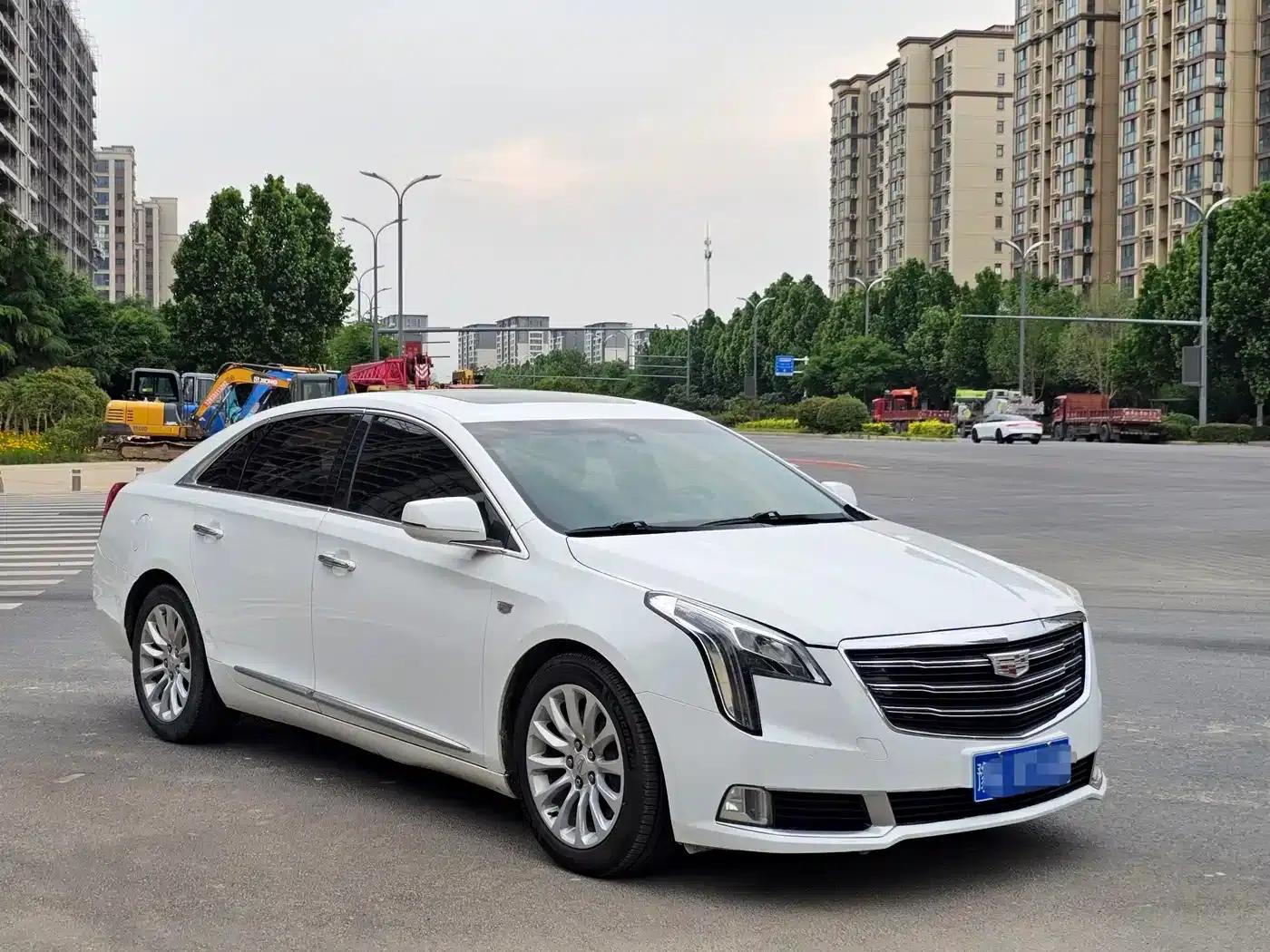 2018 Cadillac XTS 28T Elite — миниатюра 3