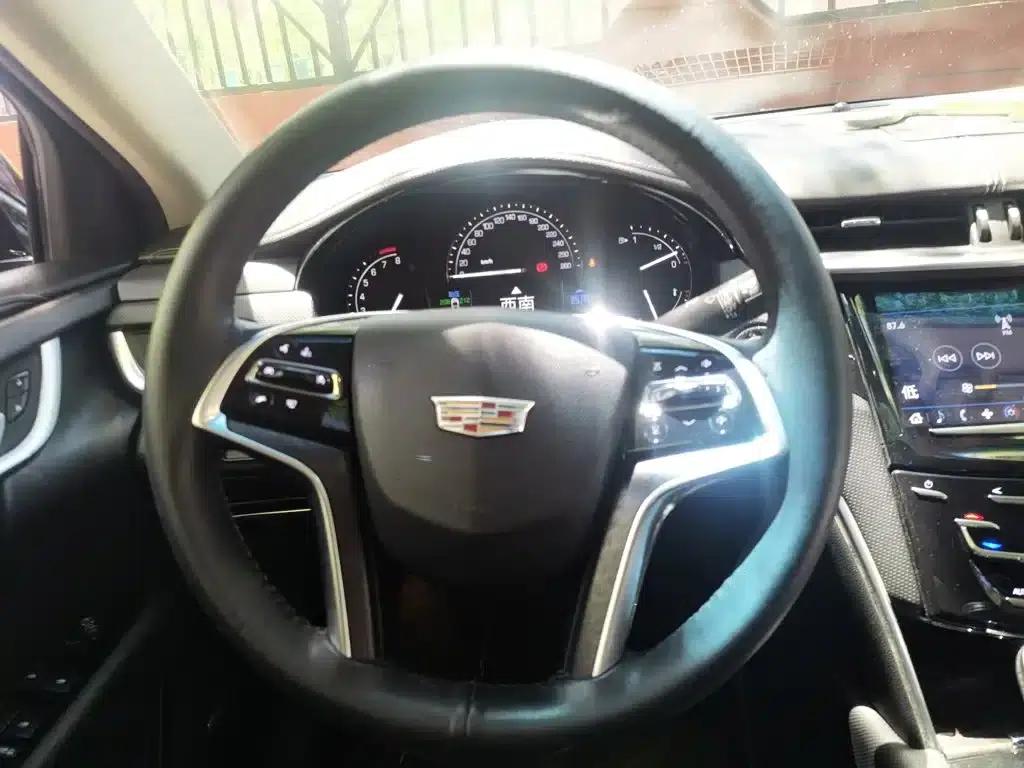 2018 Cadillac XTS 28T Technology Edition — миниатюра 3