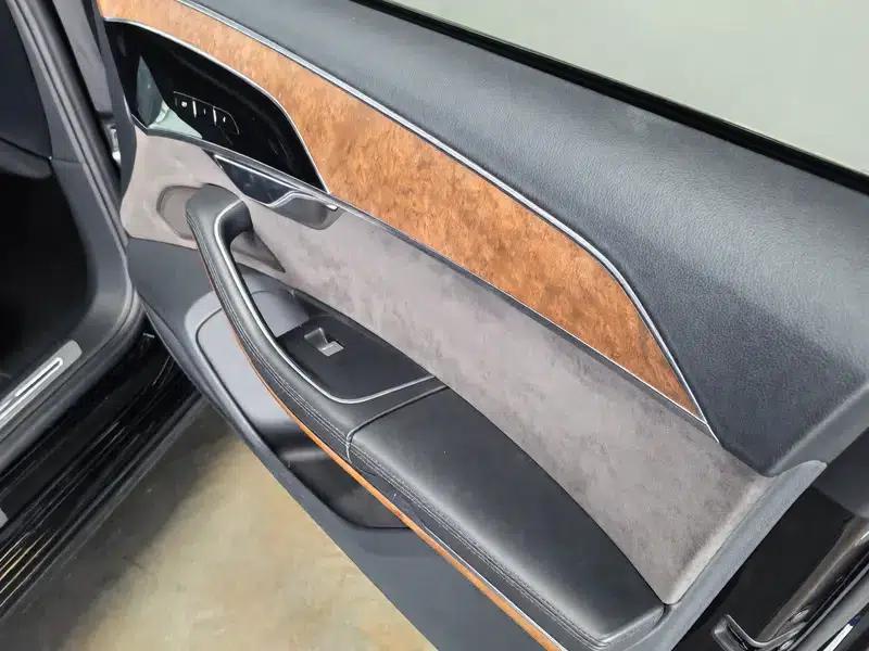 Audi A8 2019 Facelift Plus A8L 50 TFSI quattro Luxury — миниатюра 5