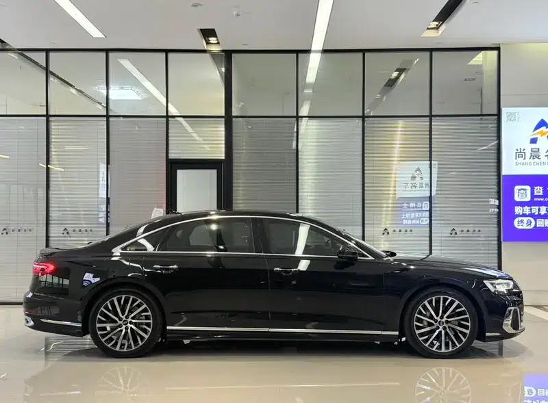 2023 Audi A8 A8L 55 TFSI quattro Flagship — миниатюра 7