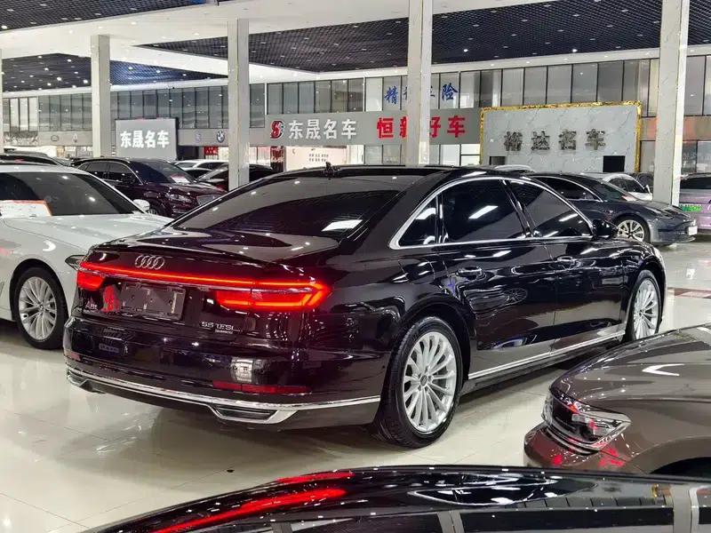 Audi A8 2018 A8L 55 TFSI quattro Premium Edition — миниатюра 4