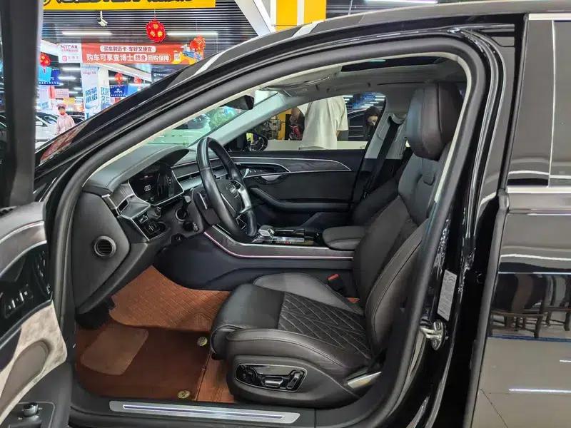 2022 Audi A8 A8L 50 TFSI quattro Comfort Edition — миниатюра 12