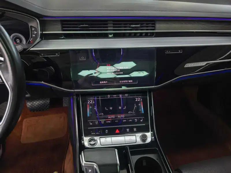 2022 Audi A8 A8L 50 TFSI quattro Comfort Edition — миниатюра 9