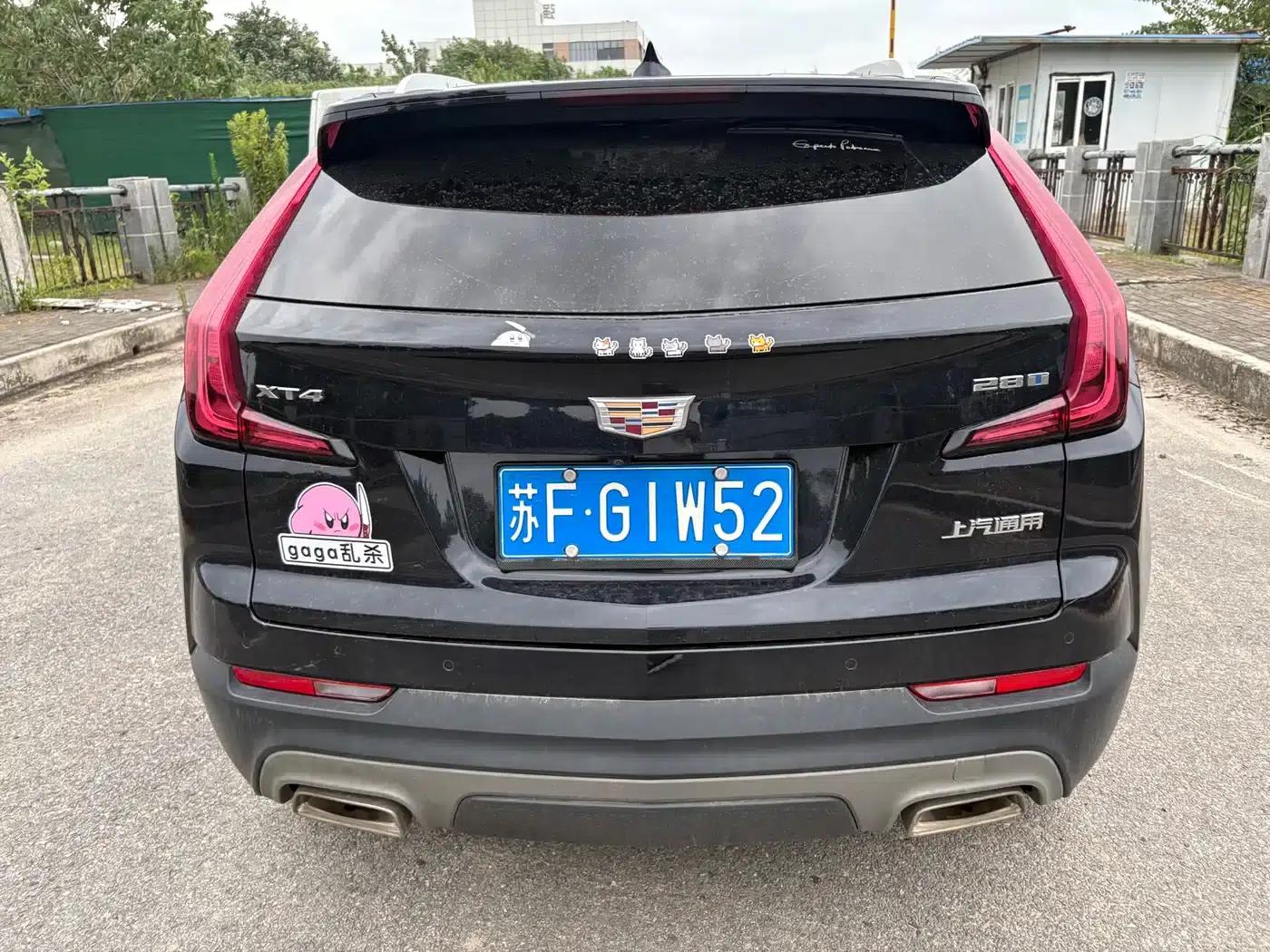 2022 Cadillac XT4 28T 2WD Premium — миниатюра 6