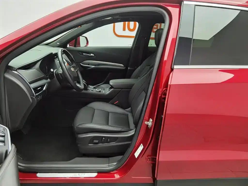 Cadillac XT4 2021 28T Two-Wheel Drive Premium Edition — миниатюра 10