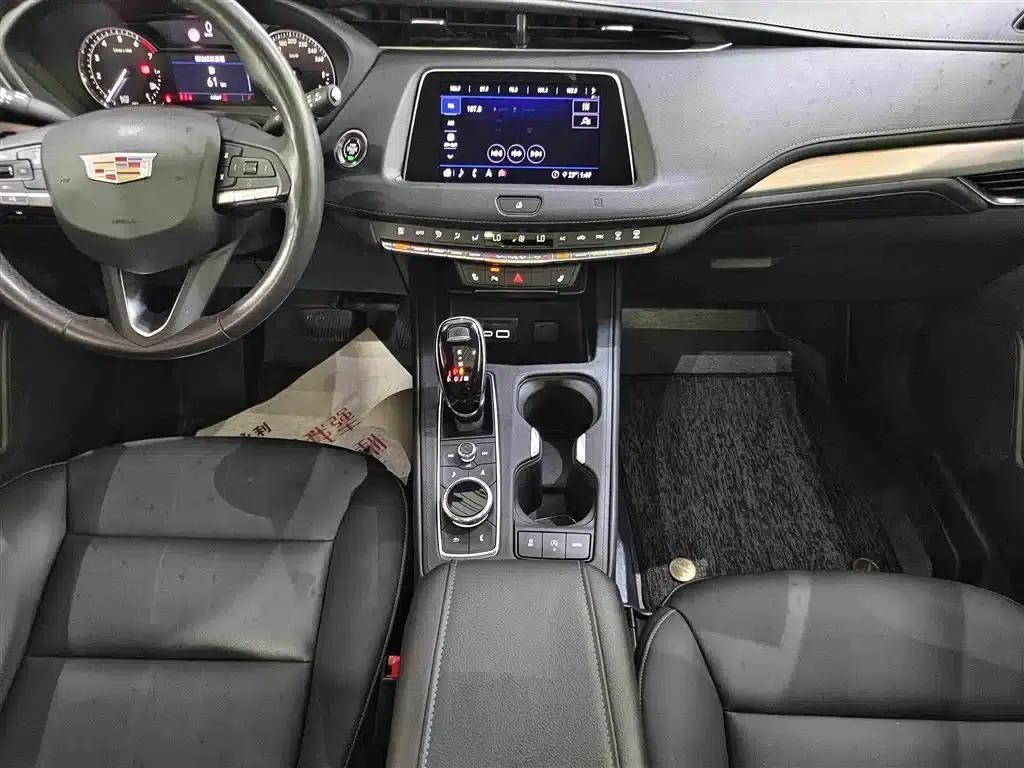Cadillac XT4 2020 28T Two-Wheel Drive Premium Edition — миниатюра 7