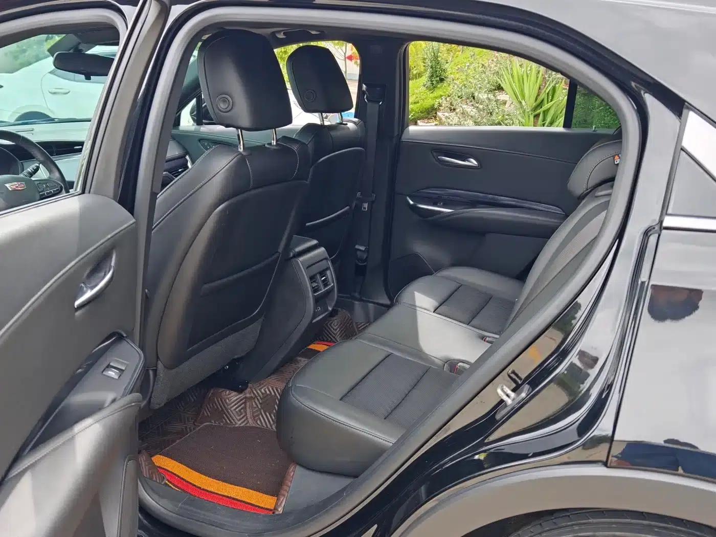 Cadillac XT4 2022 28T 2WD Fashion Edition — миниатюра 15