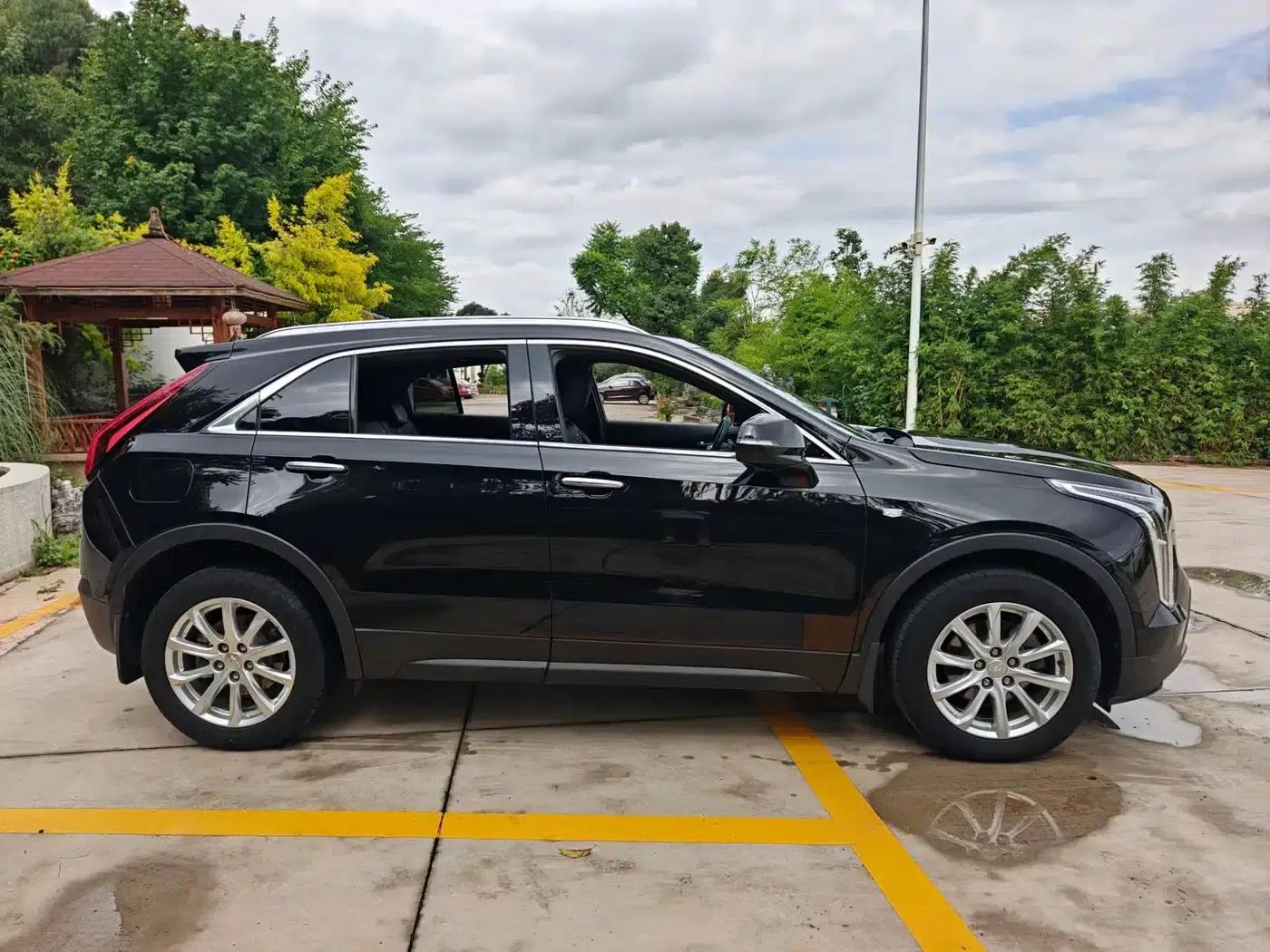 Cadillac XT4 2022 28T 2WD Fashion Edition — миниатюра 4