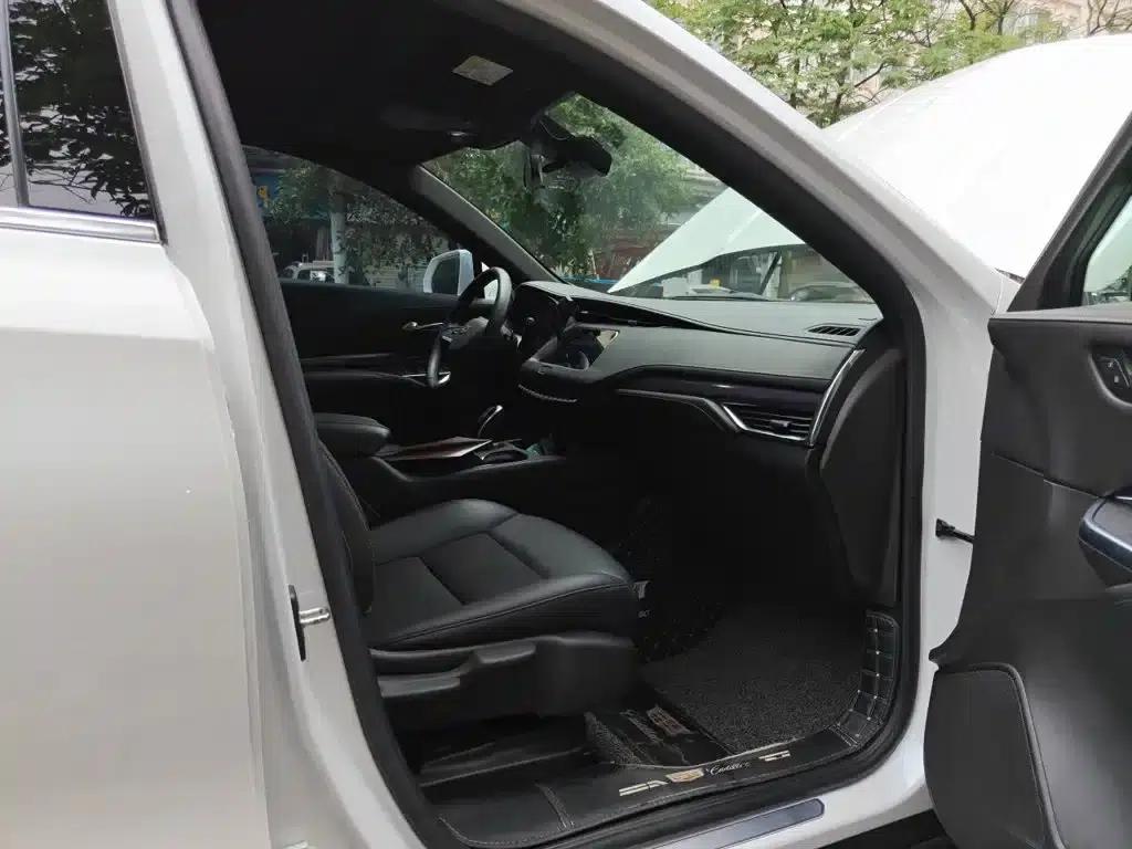 Cadillac XT4 2021 28T Two-Wheel Drive Technology Edition — миниатюра 20