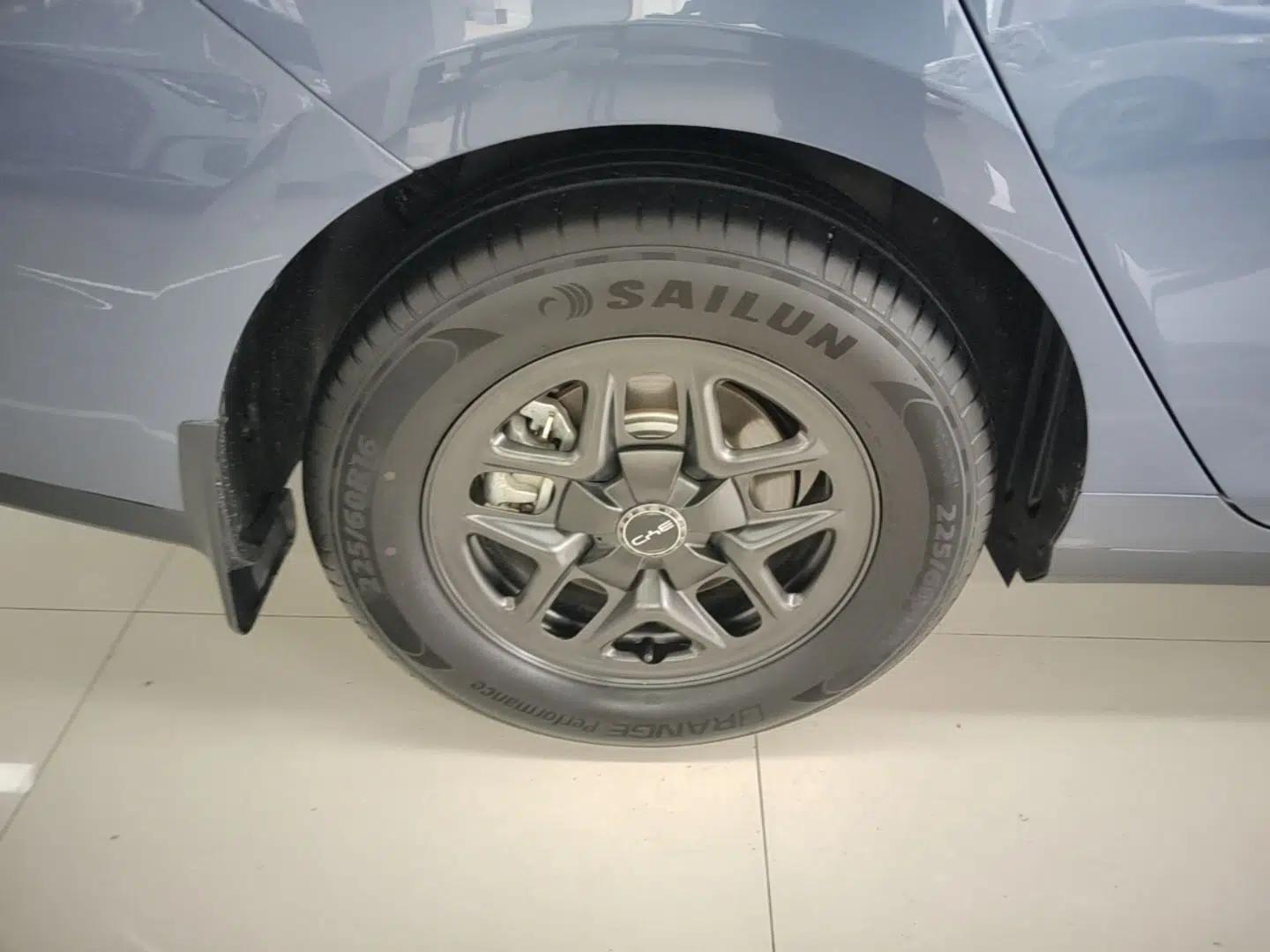 BYD Seal 05 DM-i 2025 DM-i Smart Drive 55KM Luxury Model — миниатюра 11