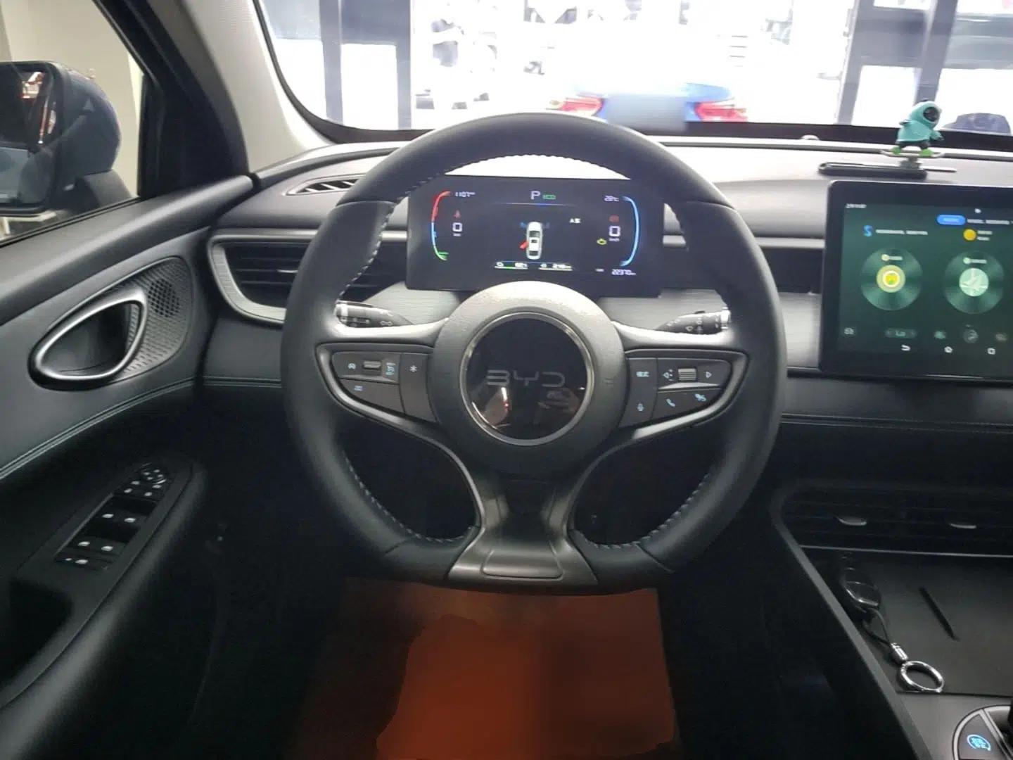 BYD Seal 05 DM-i 2025 DM-i Smart Drive 55KM Luxury Model — миниатюра 13