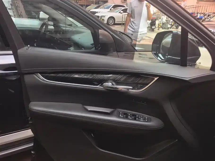 Cadillac XT6 2021 28T 7-Seat AWD Luxury — миниатюра 7